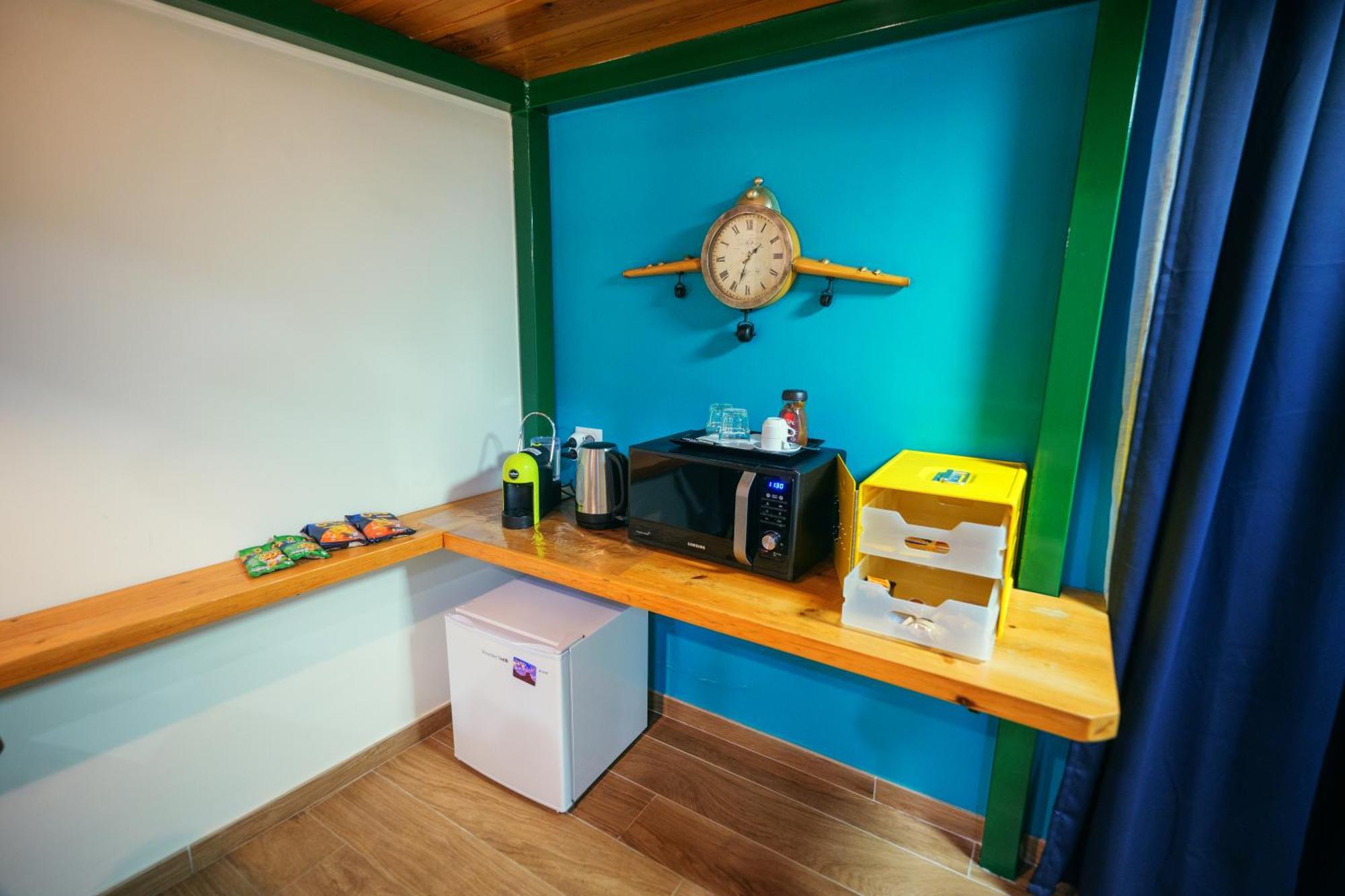 Terminal 1 Guest House Наполи Екстериор снимка