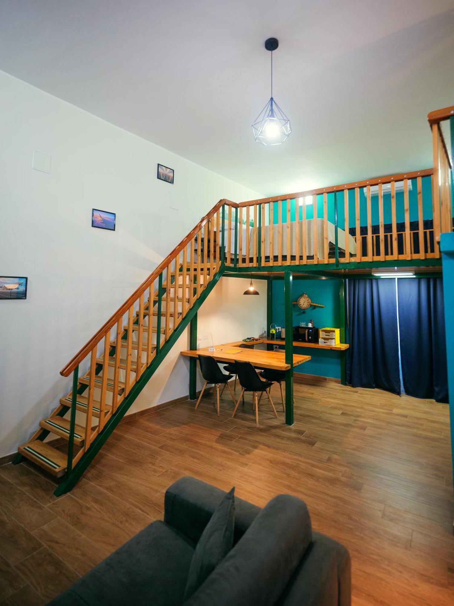 Terminal 1 Guest House Наполи Екстериор снимка